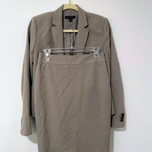 Ann Taylor Beige Blazer and Skirt Ensemble